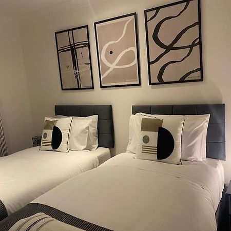 Acacia Villa دونْسْتابل المظهر الخارجي الصورة