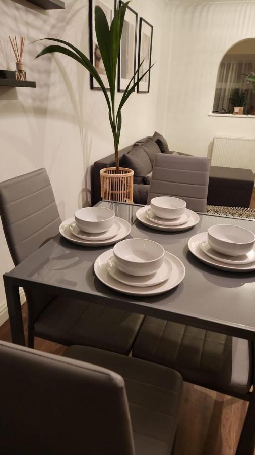 Acacia Villa دونْسْتابل المظهر الخارجي الصورة