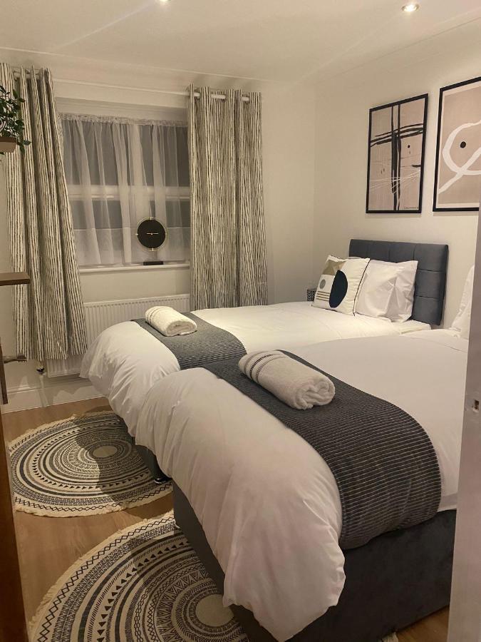 Acacia Villa دونْسْتابل المظهر الخارجي الصورة